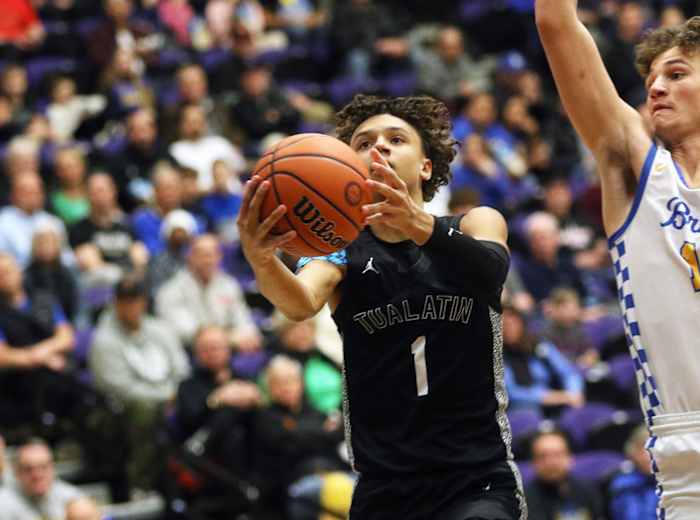 a Tualatin Barlow 6A Oregon boys basketball quarterfinal 2024 Dan Brood 12